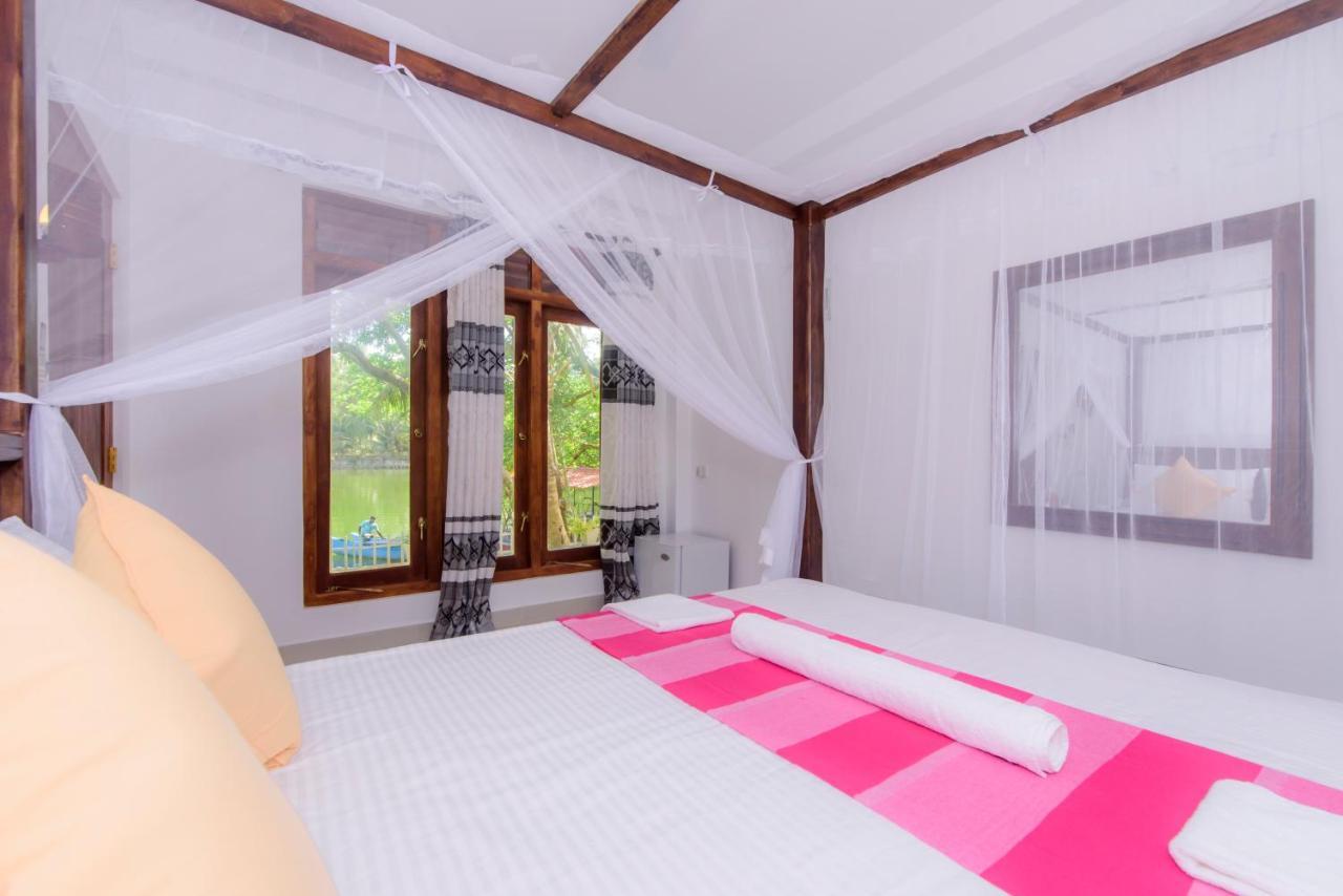 Scenery River Star Hotel Hikkaduwa Bagian luar foto
