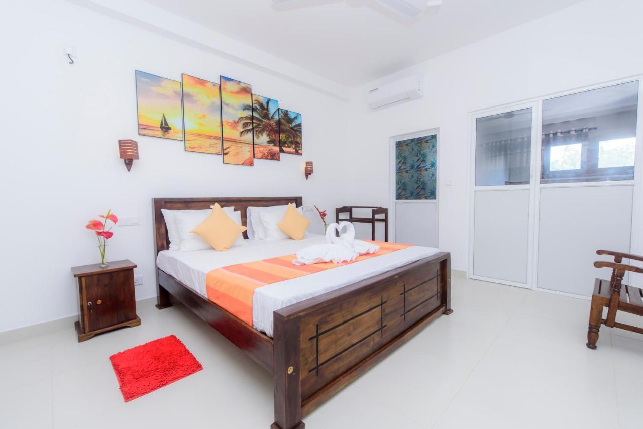 Scenery River Star Hotel Hikkaduwa Bagian luar foto