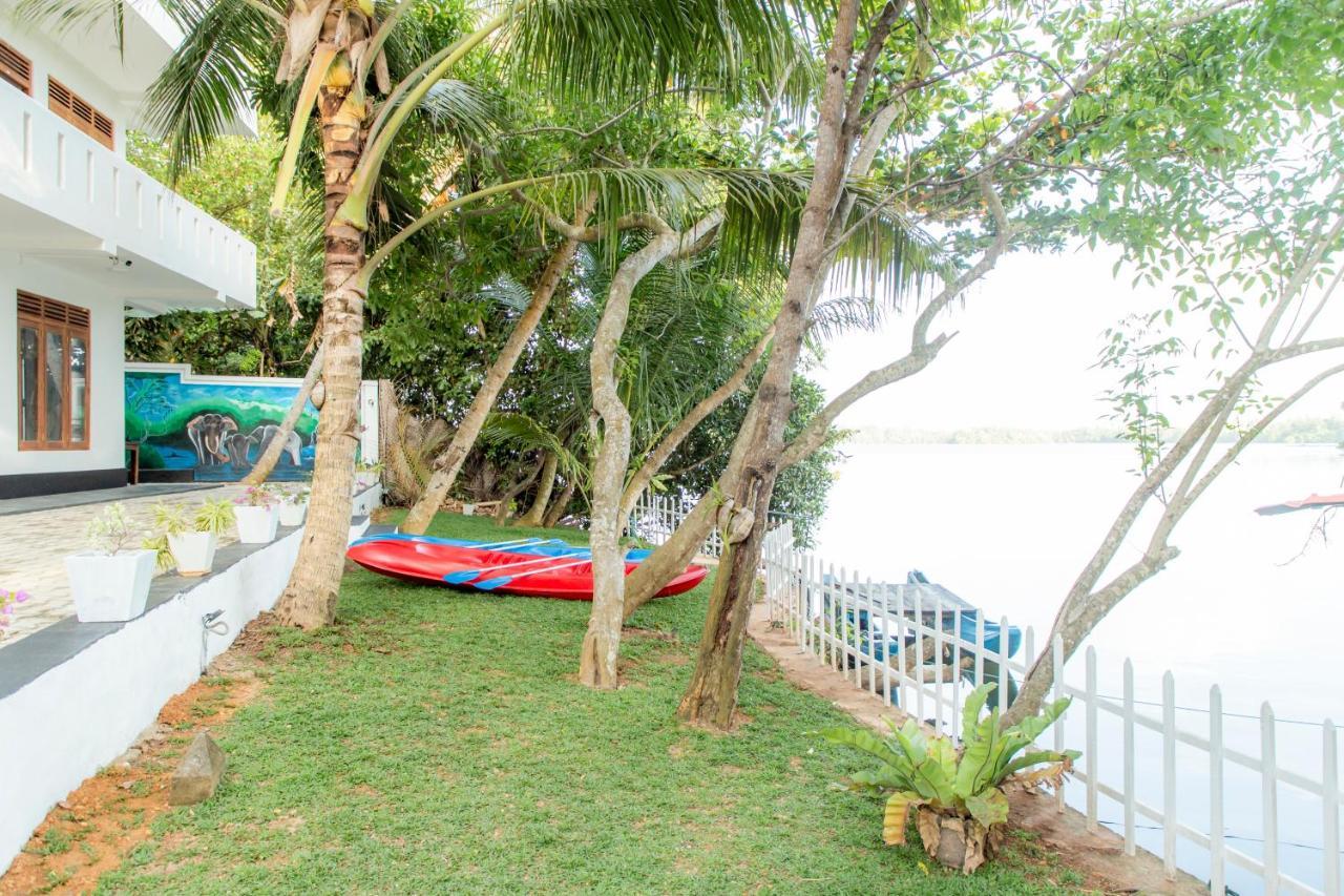 Scenery River Star Hotel Hikkaduwa Bagian luar foto